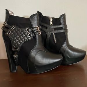 Sam Edelman platform heel ankle boots.